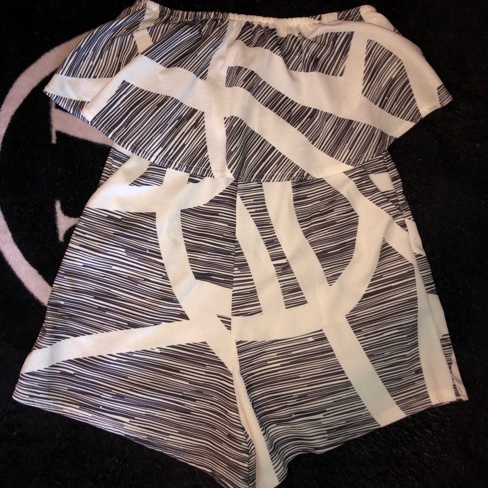 Gray and white romper size S